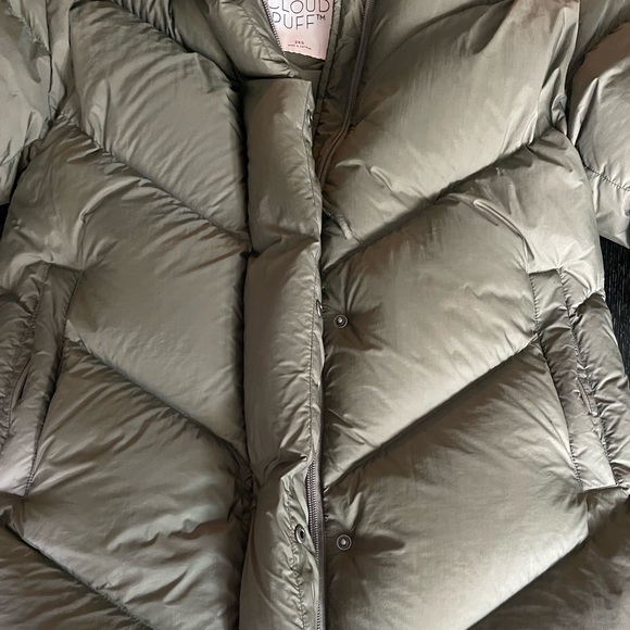 ❌SOLD❌ Wilfred The Cloud Puff Maxi - Picture 5 of 10